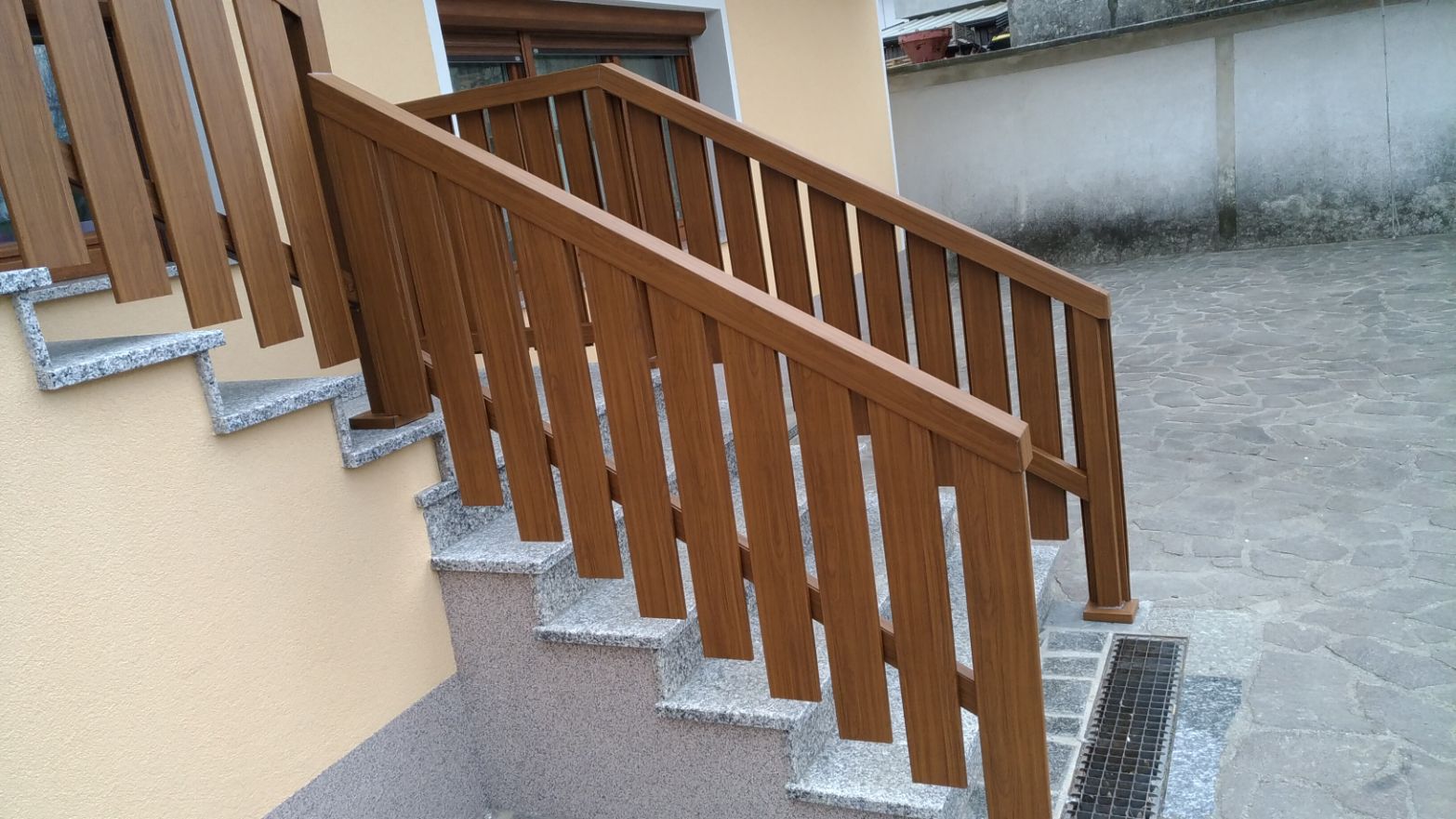 OGRAJA MIKROPROFIL 18