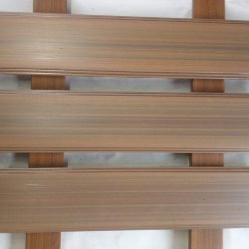 ZLATI HRAST VODORAVNA